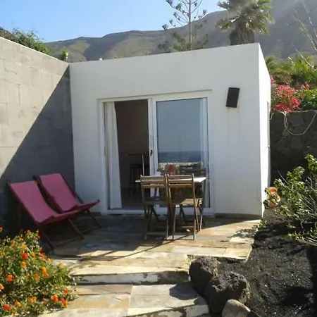 Sleeps 4 Wifi 別荘 カレタ・デ・ファマラ