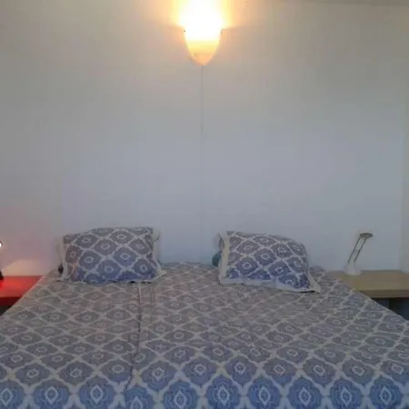 Sleeps 4 Wifi 別荘