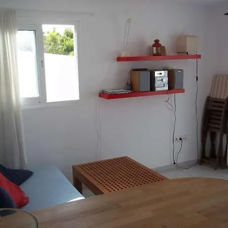 Sleeps 4 Wifi
